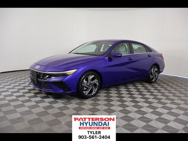 Used 2025 Hyundai Elantra Limited