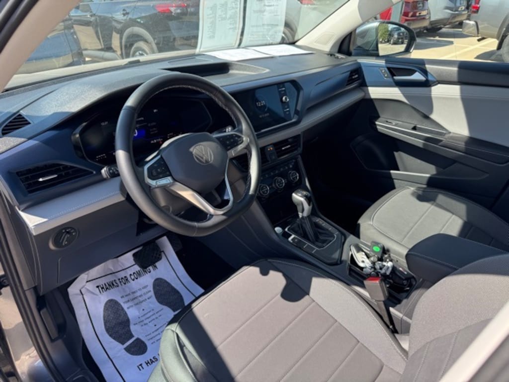 Used 2024 Volkswagen Taos 1.5T SE SUV