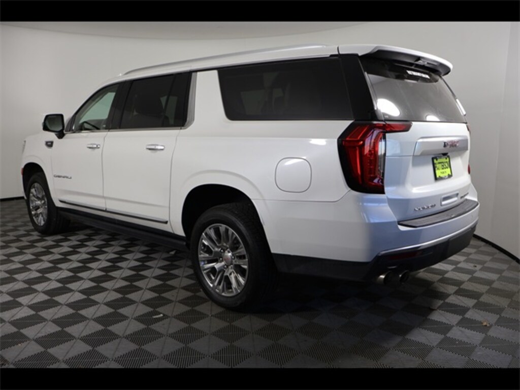 Used 2022 GMC Yukon XL Denali SUV