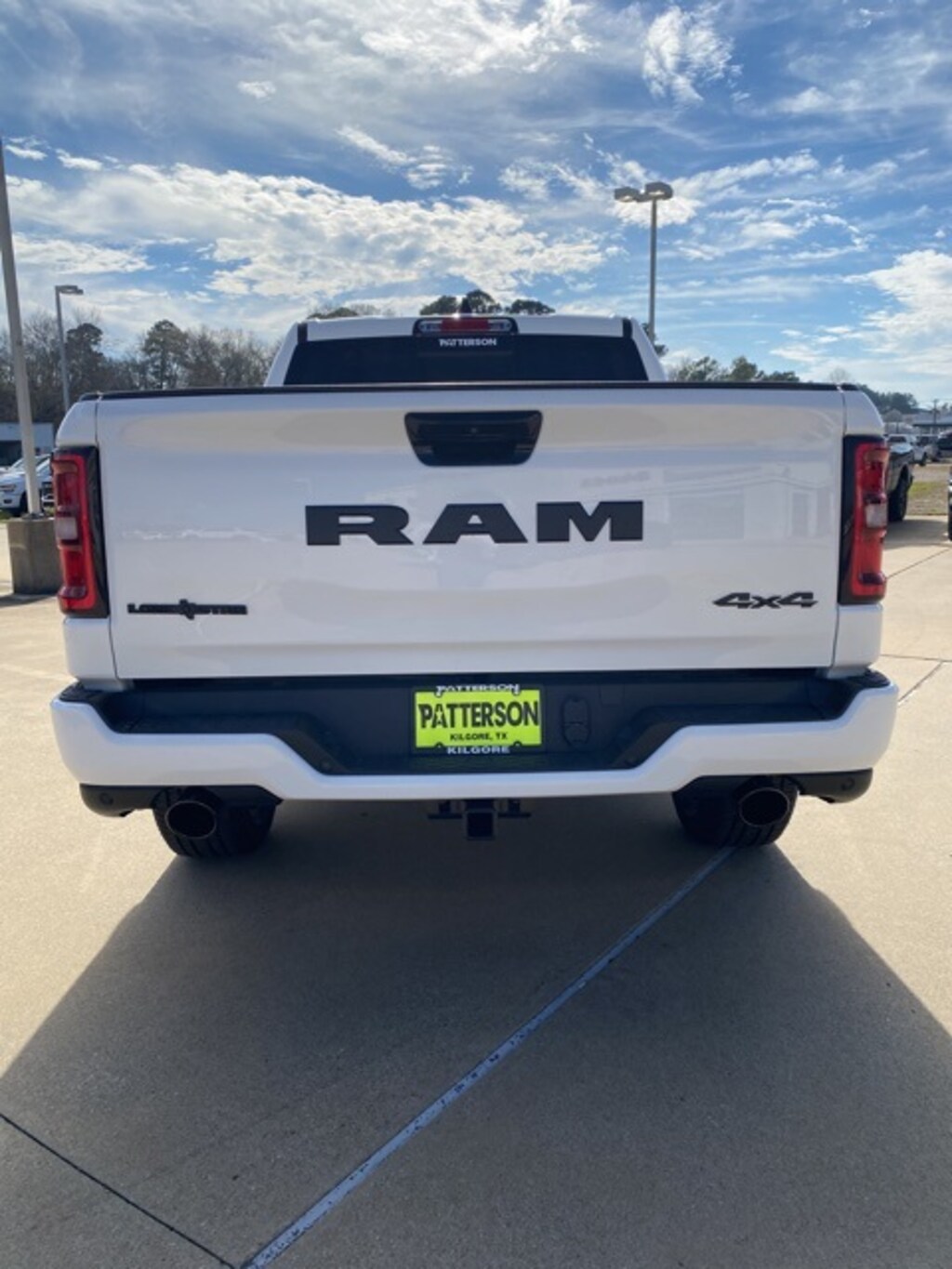 New 2026 Ram 1500 LONE STAR CREW CAB 4X4 5'7 BOX Pickup