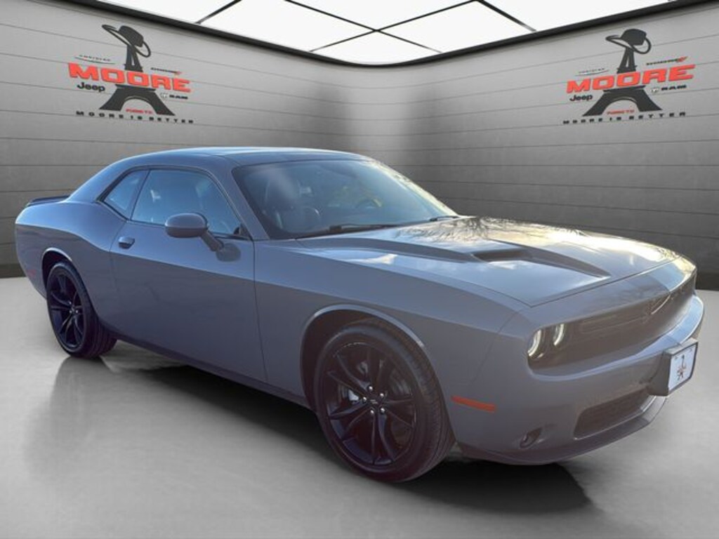 Used 2017 Dodge Challenger SXT Coupe