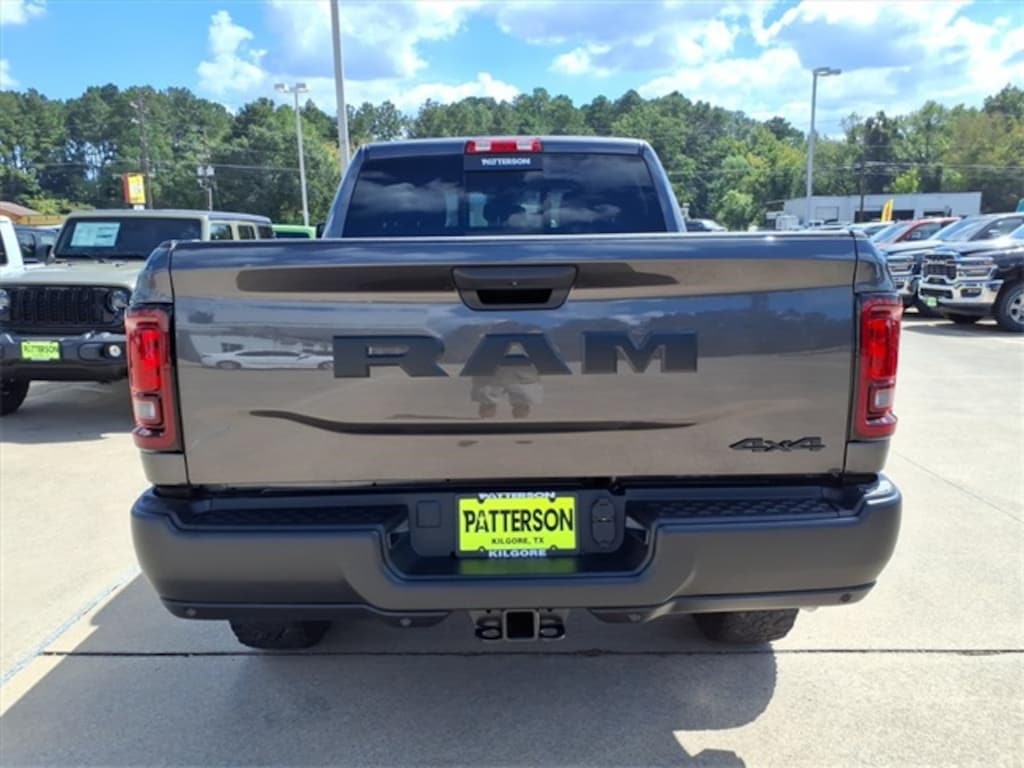 New 2026 Ram 2500 WARLOCK CREW CAB 4X4 6'4 BOX Pickup