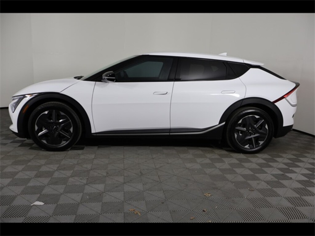 Used 2025 Kia EV6 Light Long Range SUV