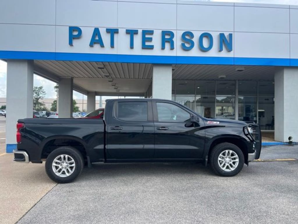 Used 2022 Chevrolet Silverado 1500 LT w/1LT Truck Crew Cab
