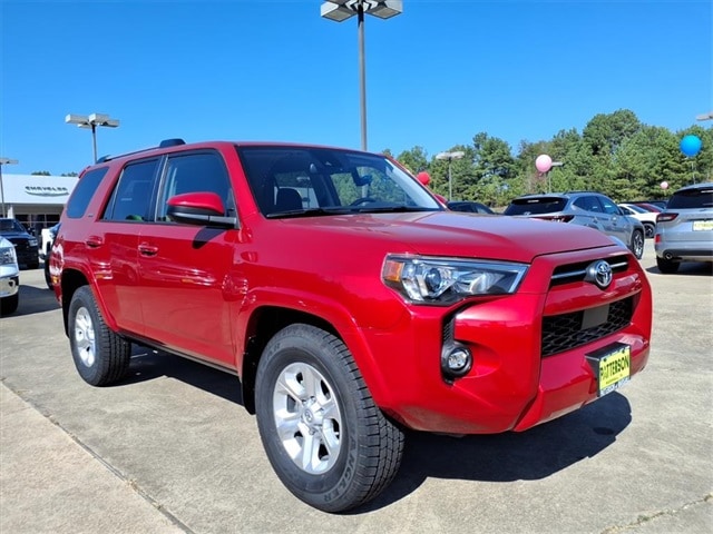 2024 Toyota 4Runner SR5's photo