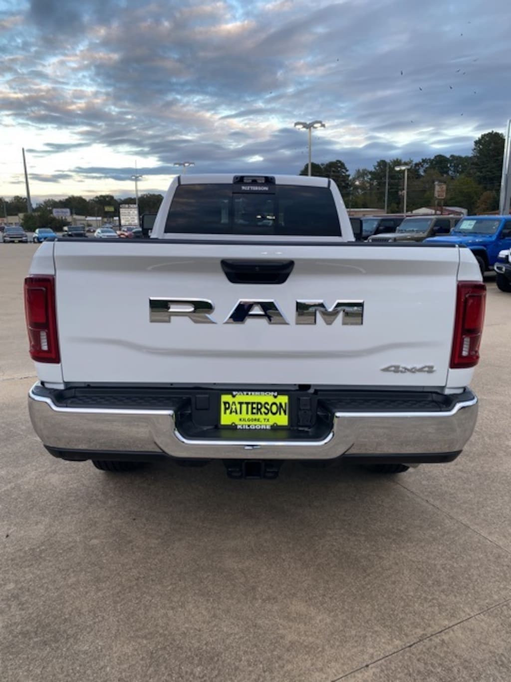 New 2026 Ram 3500 TRADESMAN CREW CAB 4X4 8' BOX Pickup