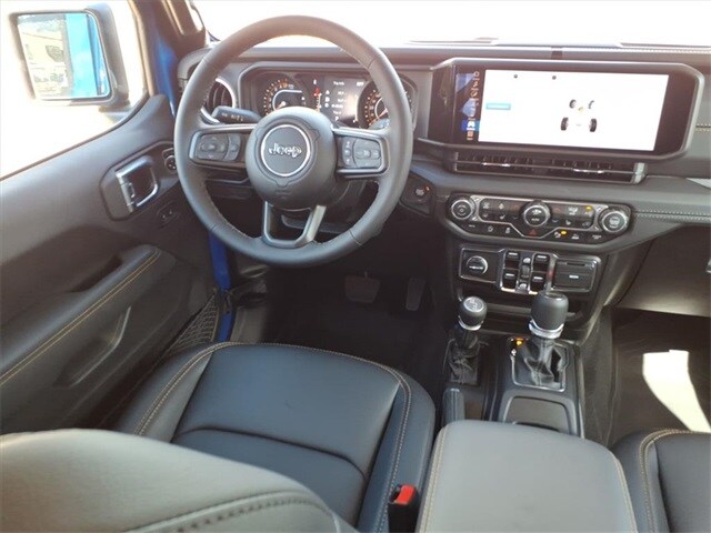 2025 Jeep Gladiator Texas Trail photo 3