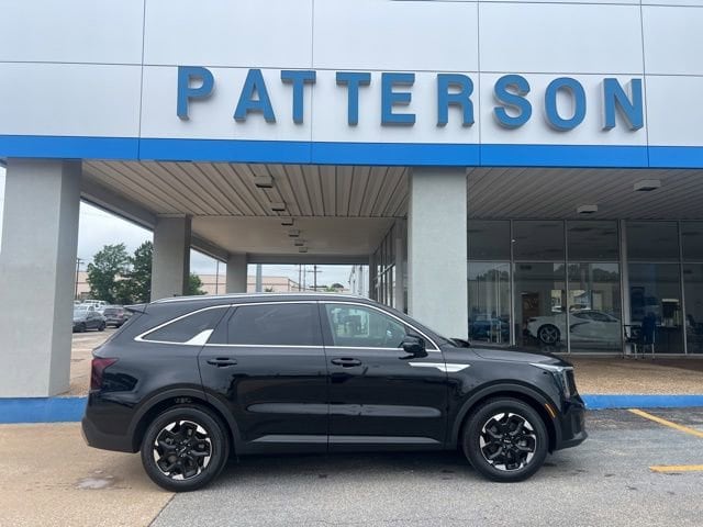 2025 Kia Sorento S AT's photo