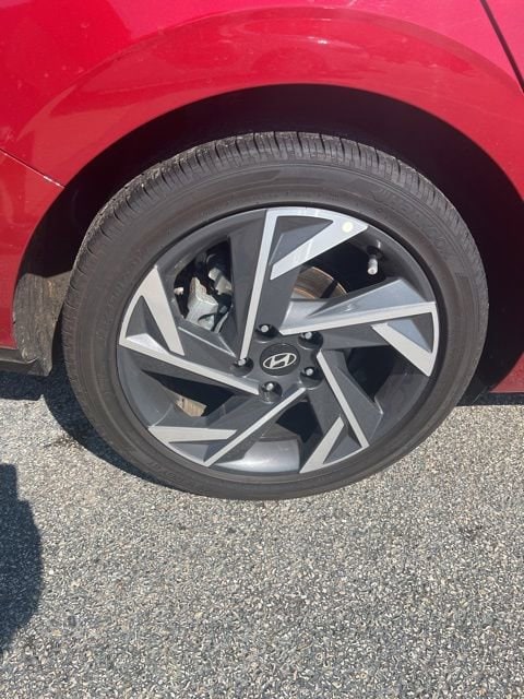 2025 Hyundai Elantra SEL - Photo 11