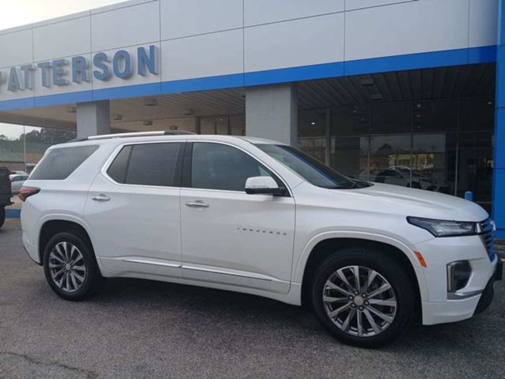 Used 2023 Chevrolet Traverse Premier SUV