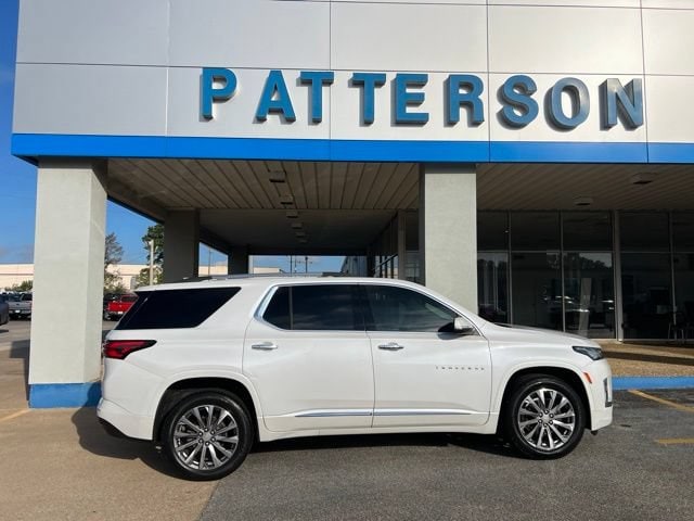 Used 2023 Chevrolet Traverse Premier