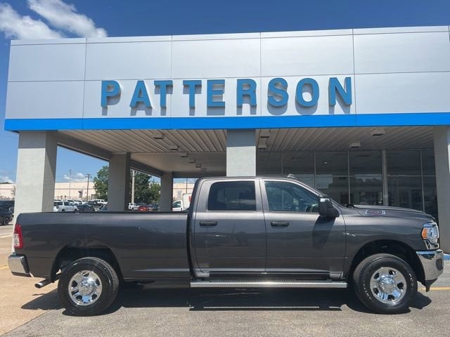 2023 RAM 2500 Tradesman 4X4 Crew Cab LWB's photo