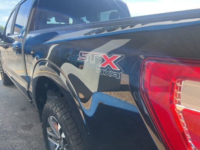2023 Ford F-150 XL - Photo 6