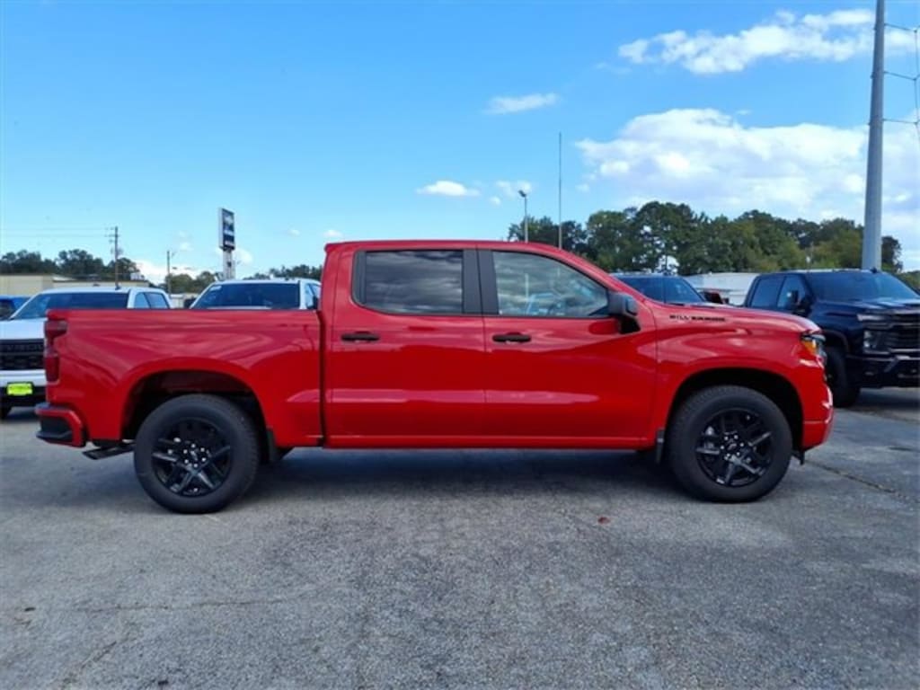 New 2026 Chevrolet Silverado 1500 Custom Truck
