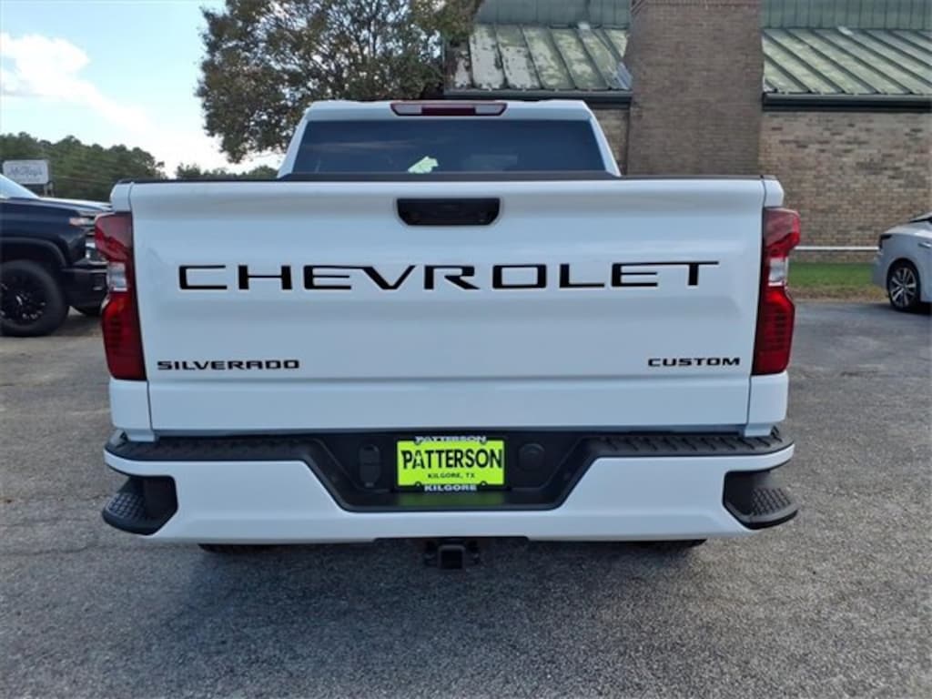 New 2026 Chevrolet Silverado 1500 Custom Truck