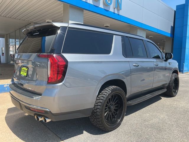 2022 GMC Yukon XL AT4 - Photo 8