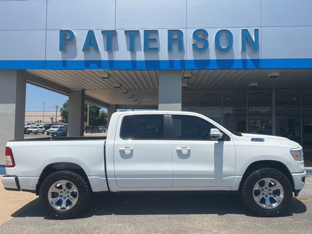 2019 RAM 1500 Big Horn/Lone Star 4x4 Crew Cab 5'7's photo