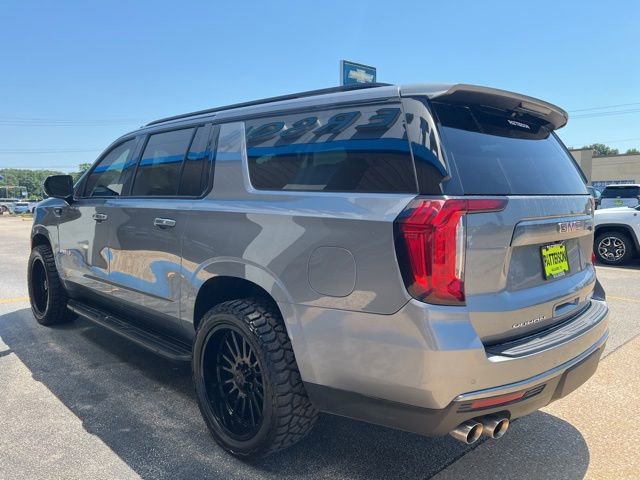 2022 GMC Yukon XL AT4 - Photo 9