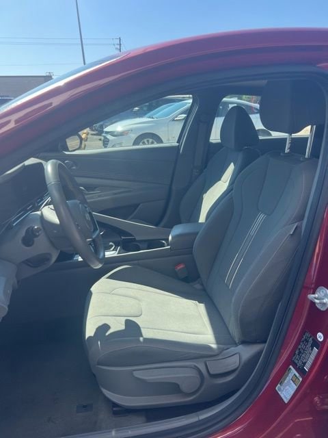 2025 Hyundai Elantra SEL - Photo 19