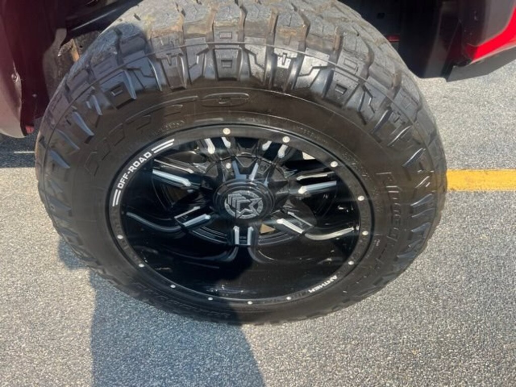 Used 2025 Nissan Frontier PRO-4X