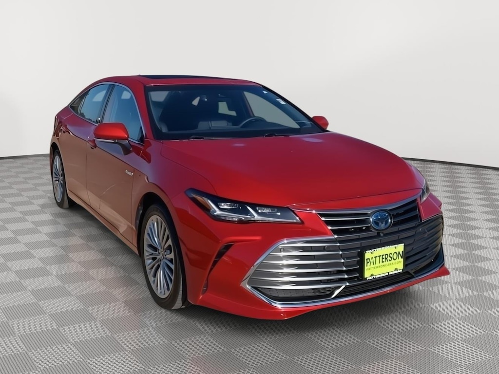 Used 2021 Toyota Avalon Hybrid Limited Sedan