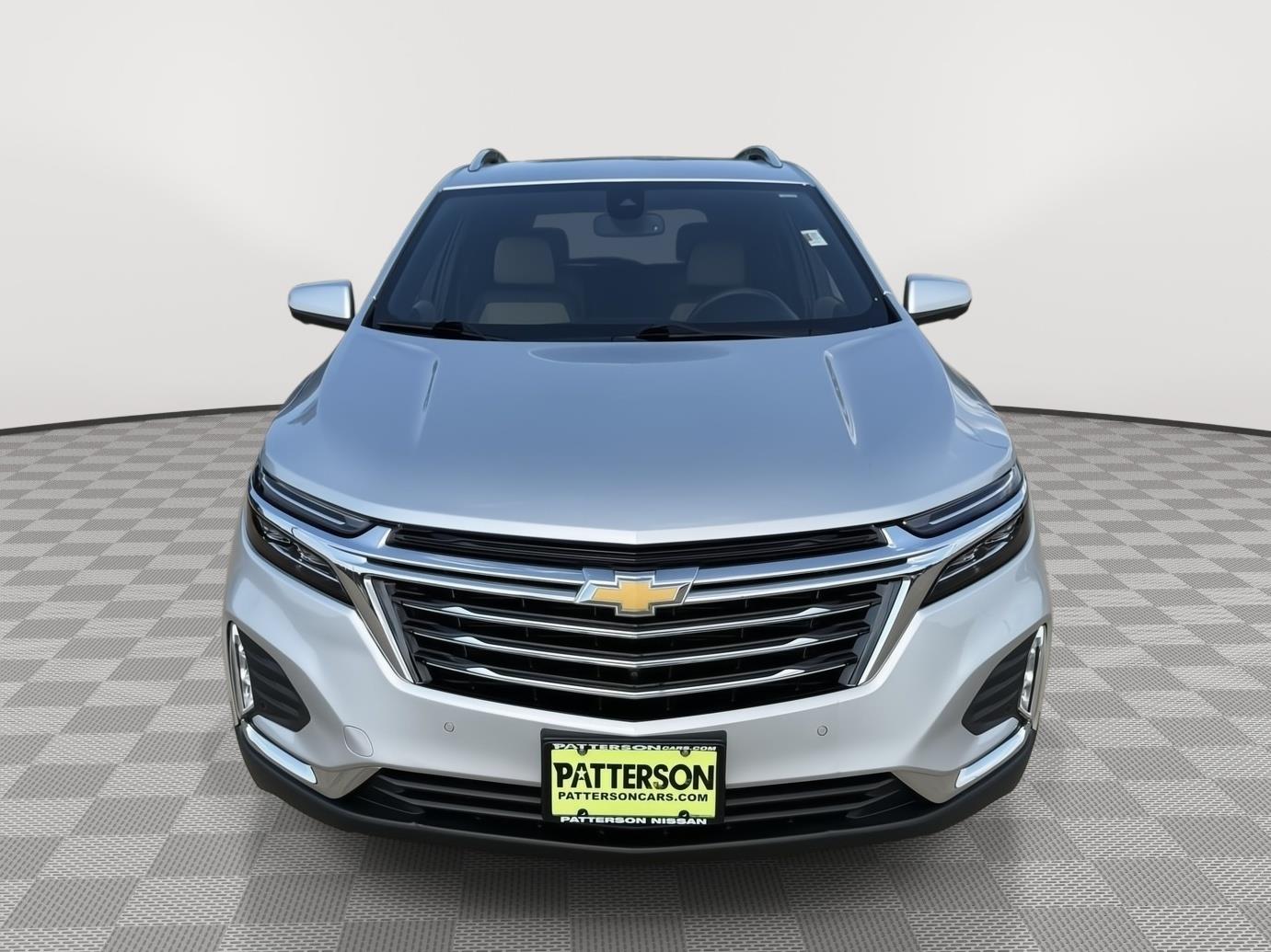 2022 Chevrolet Equinox Premier photo 2