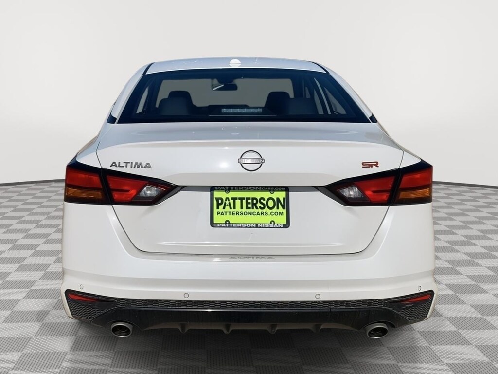 Used 2025 Nissan Altima SR Sedan