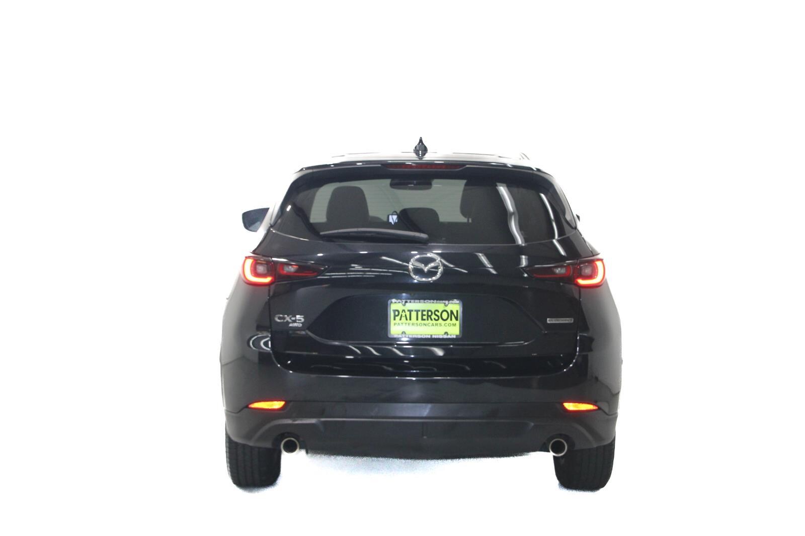 2023 Mazda CX-5 2.5 S Preferred photo 2