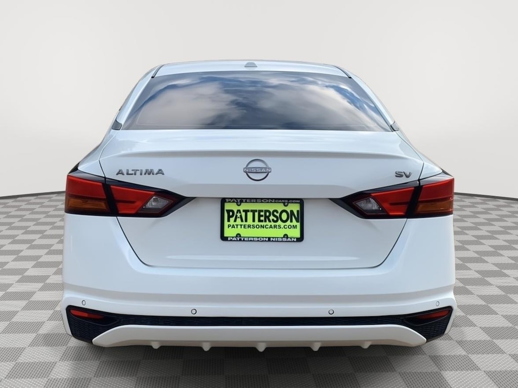 Used 2025 Nissan Altima SV Sedan