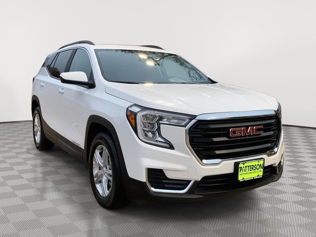 Used 2024 GMC Terrain SLE SUV