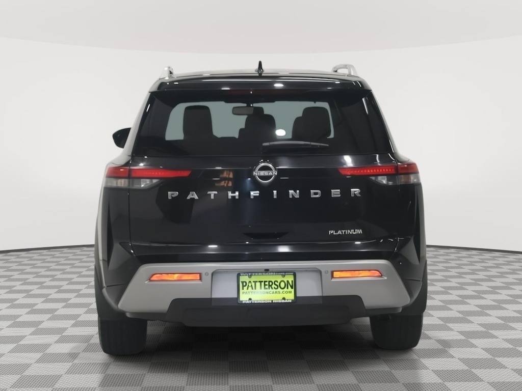 Used 2022 Nissan Pathfinder Platinum SUV