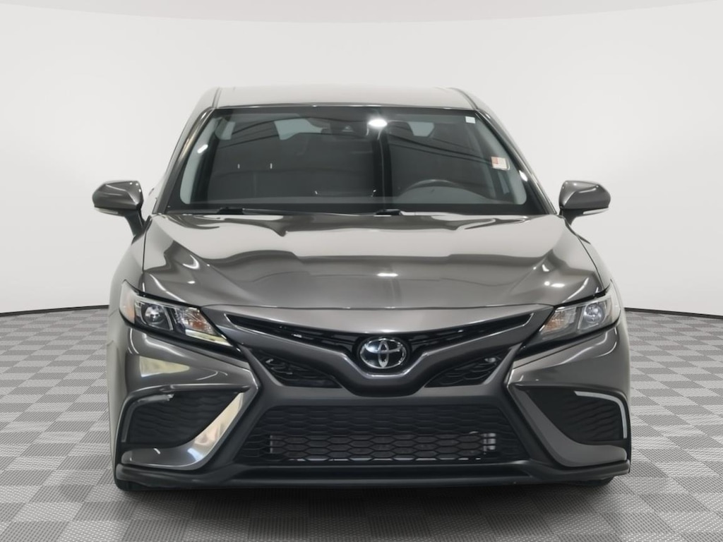 Used 2023 Toyota Camry SE Sedan