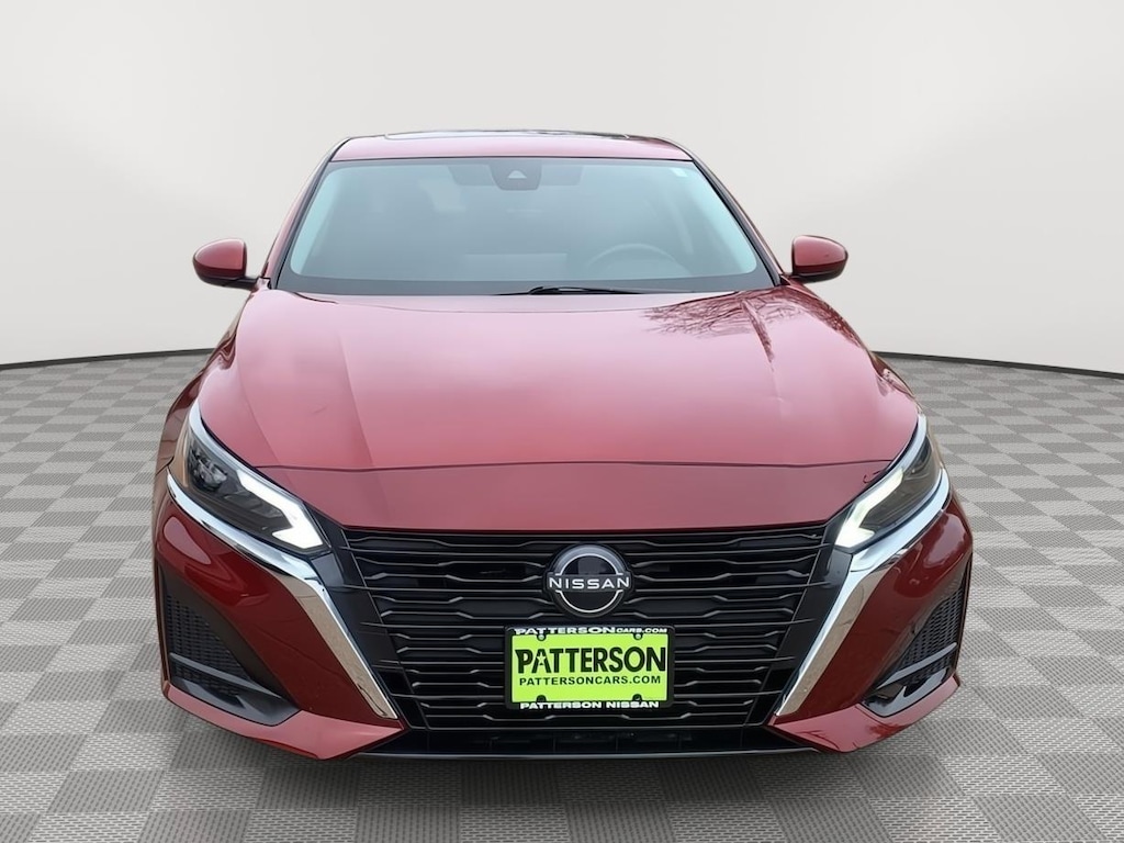Used 2023 Nissan Altima 2.5 SV Sedan