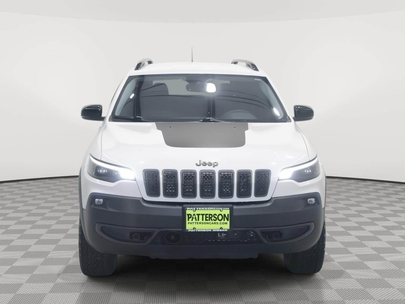 2022 Jeep Cherokee Trailhawk photo 2