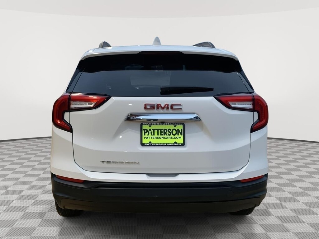 Used 2024 GMC Terrain SLE SUV