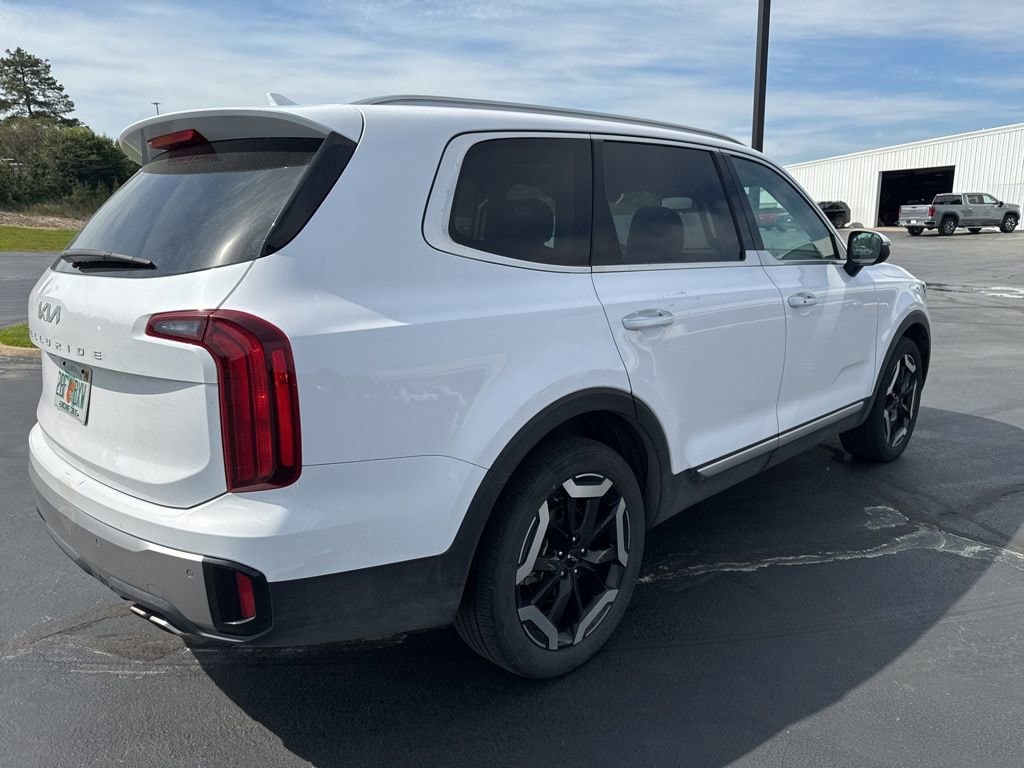 Used 2025 Kia Telluride S