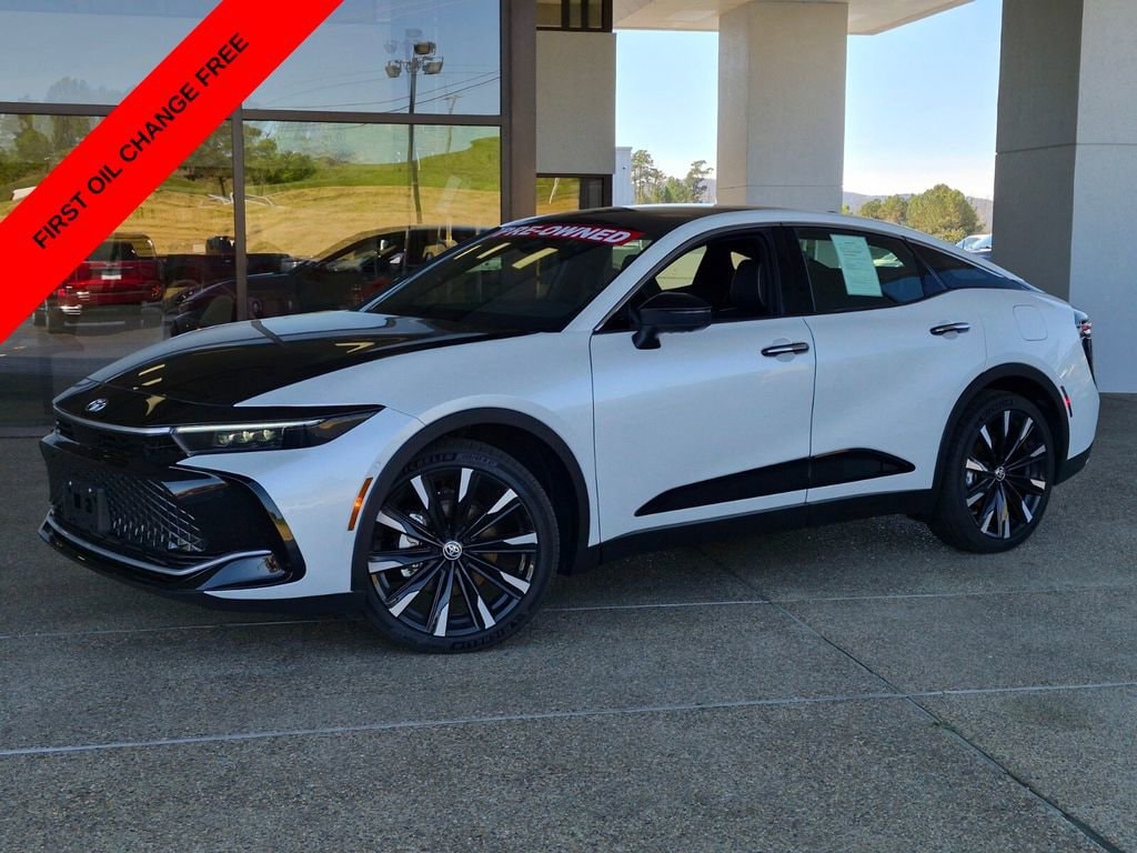 Used 2025 Toyota Crown Platinum