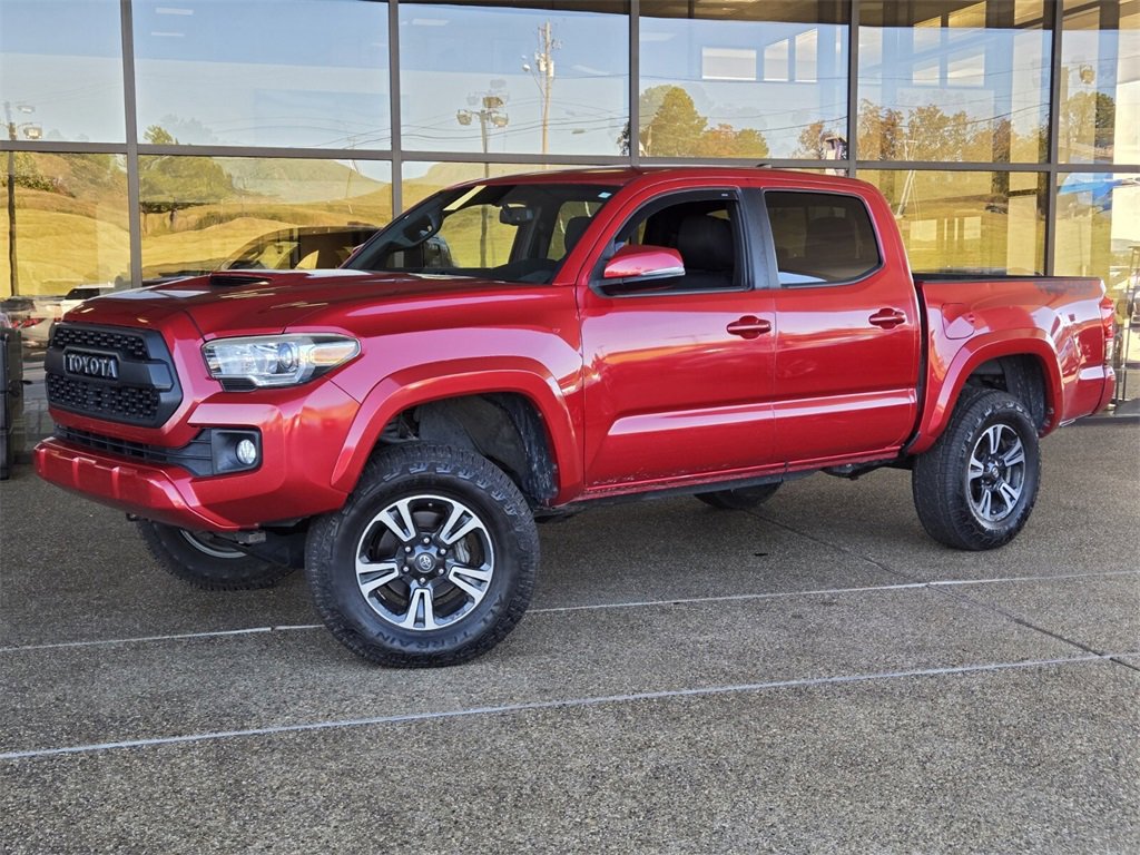 2017 Toyota Tacoma TRD Sport's photo