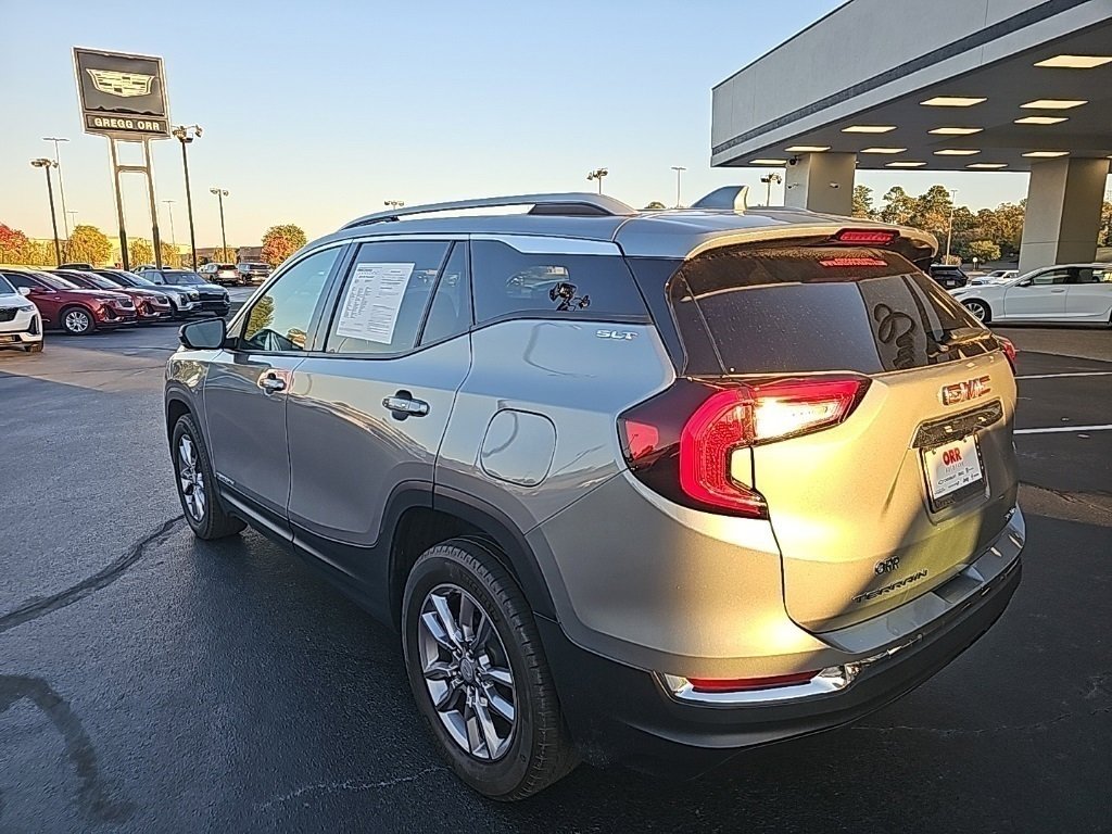 2024 Gmc Terrain SLT photo 3