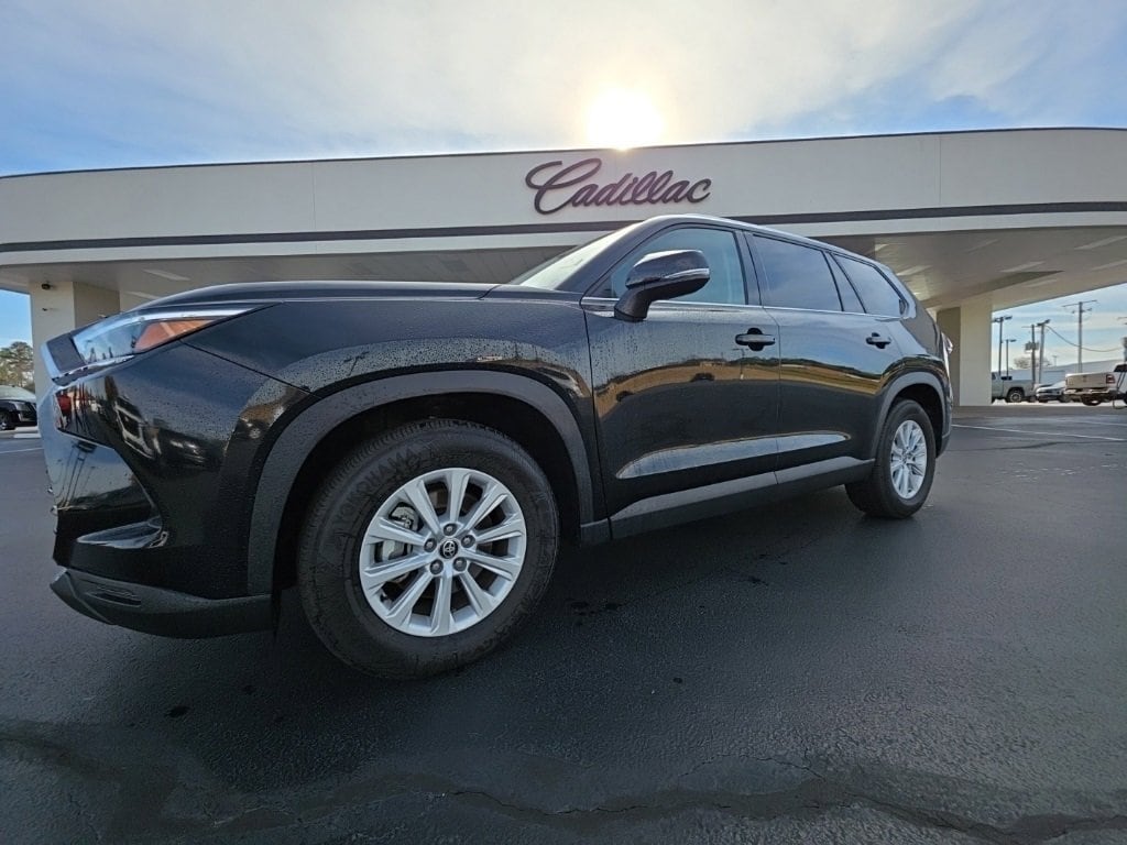 2025 Toyota Grand Highlander XLE's photo