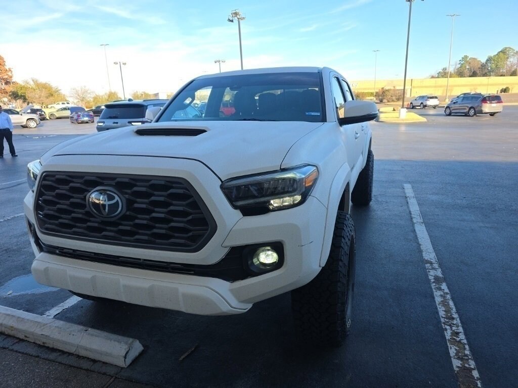 Used 2022 Toyota Tacoma 4WD SR