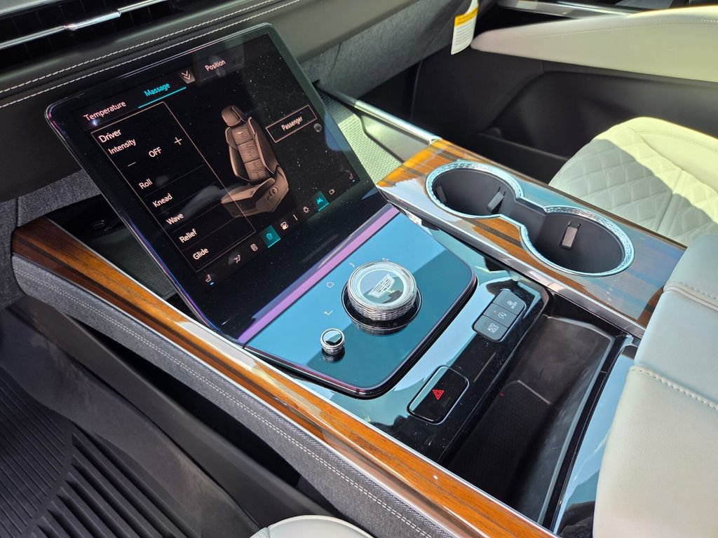 2026 Cadillac Escalade Platinum Sport - Photo 28