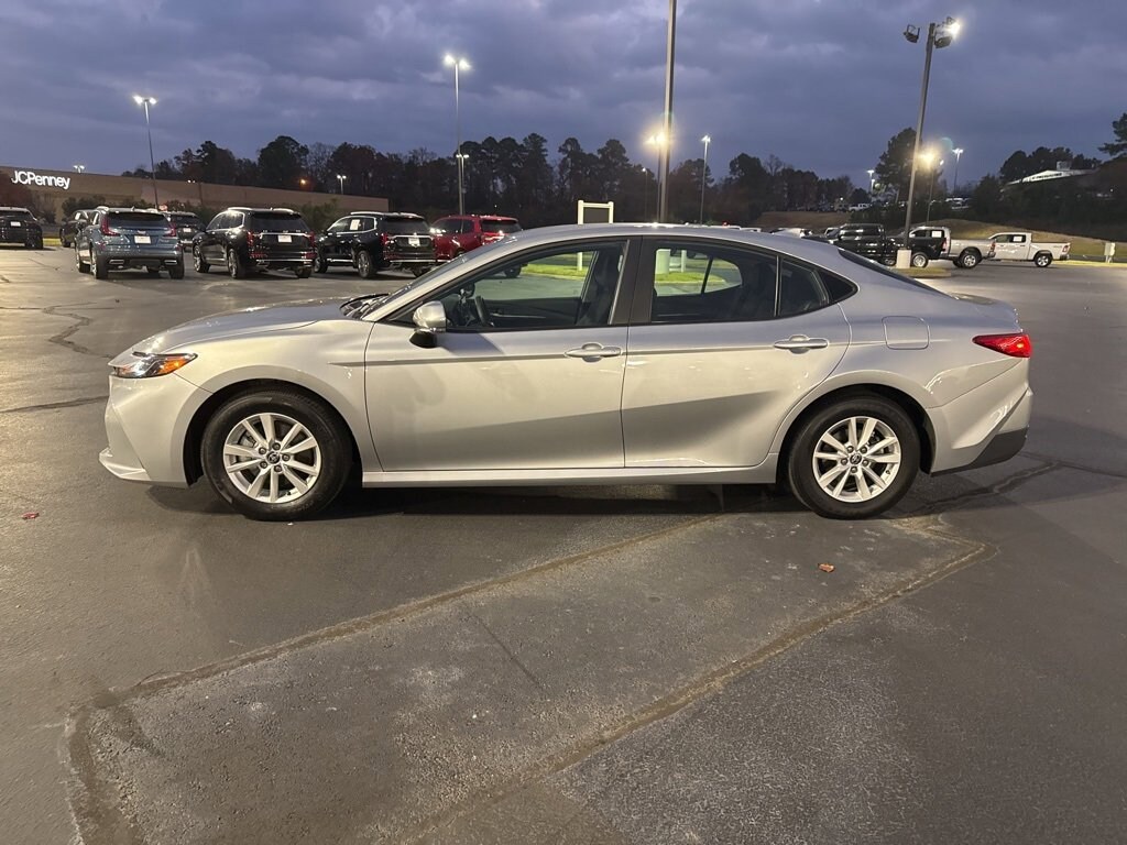 Used 2025 Toyota Camry LE