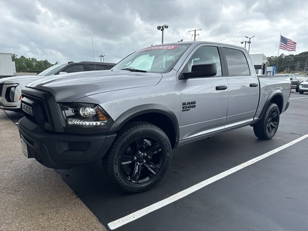 2024 RAM 1500 Classic Warlock 4x4 Crew Cab 5'7's photo