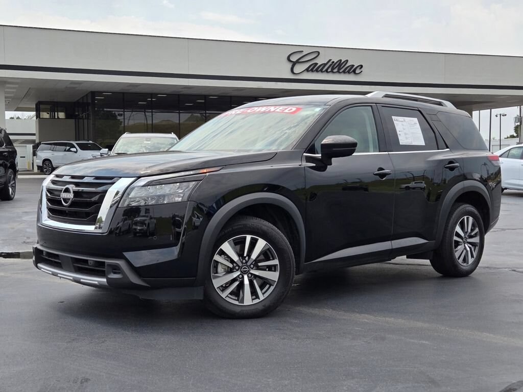 Used 2025 Nissan Pathfinder SL