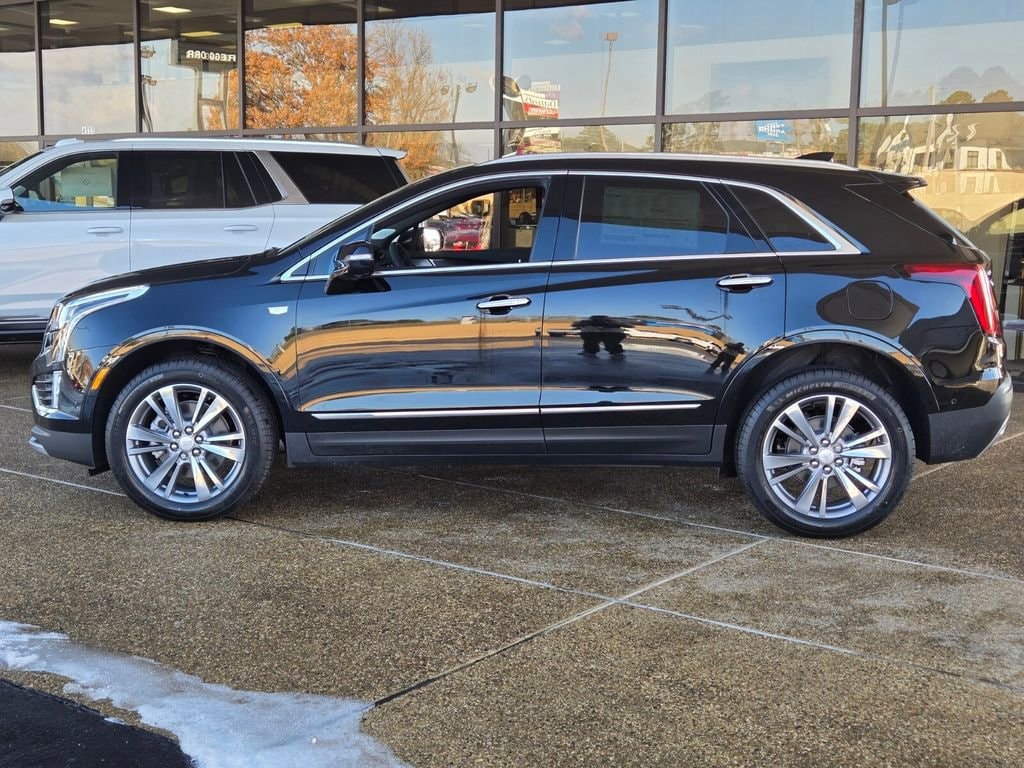New 2026 CADILLAC XT5 Premium Luxury SUV