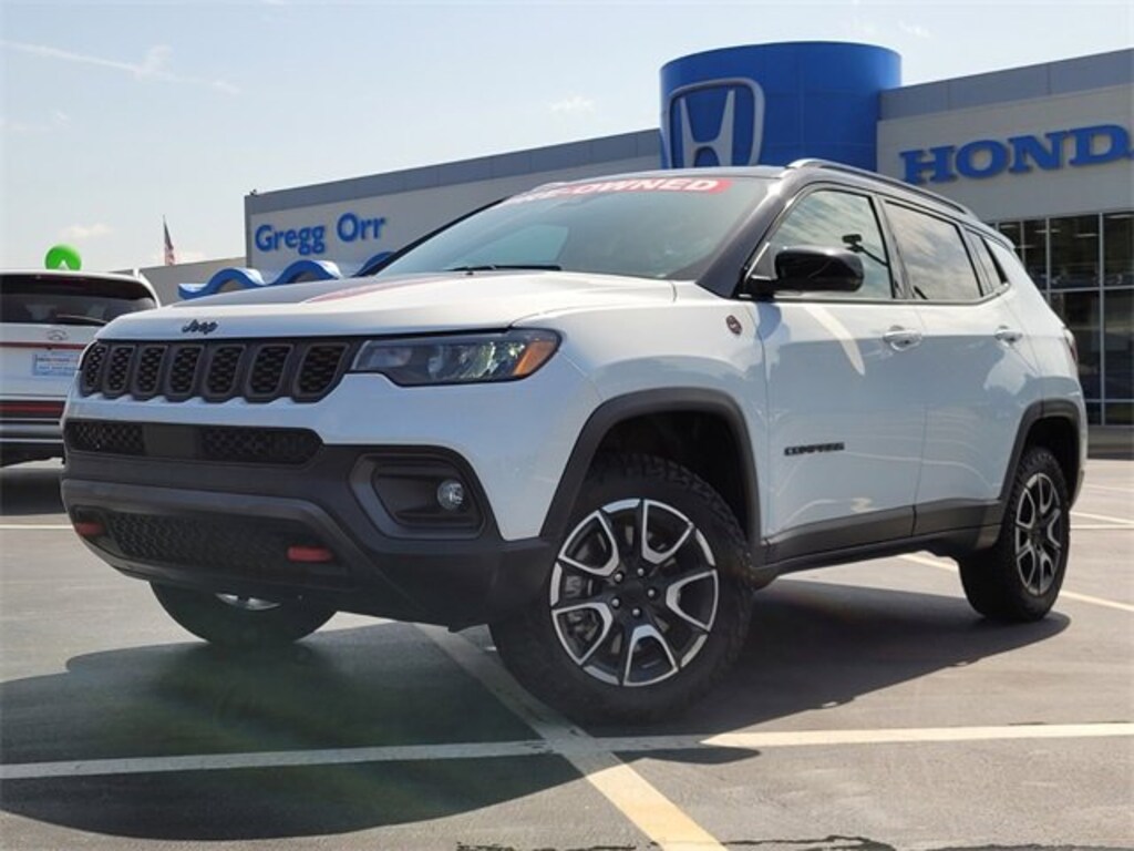 Used 2024 Jeep Compass Trailhawk