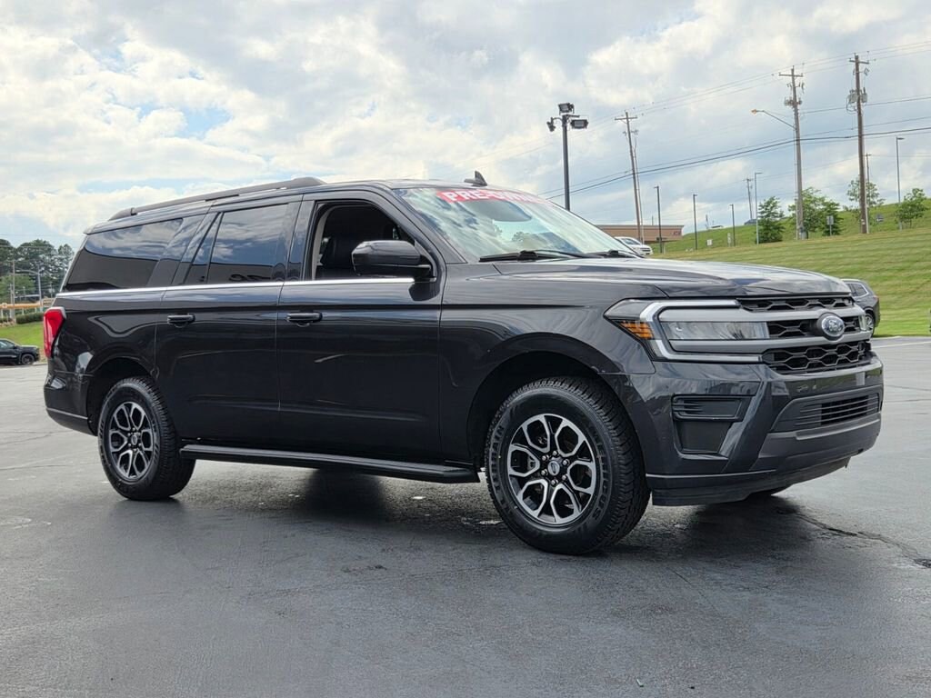 Used 2024 Ford Expedition Max XLT