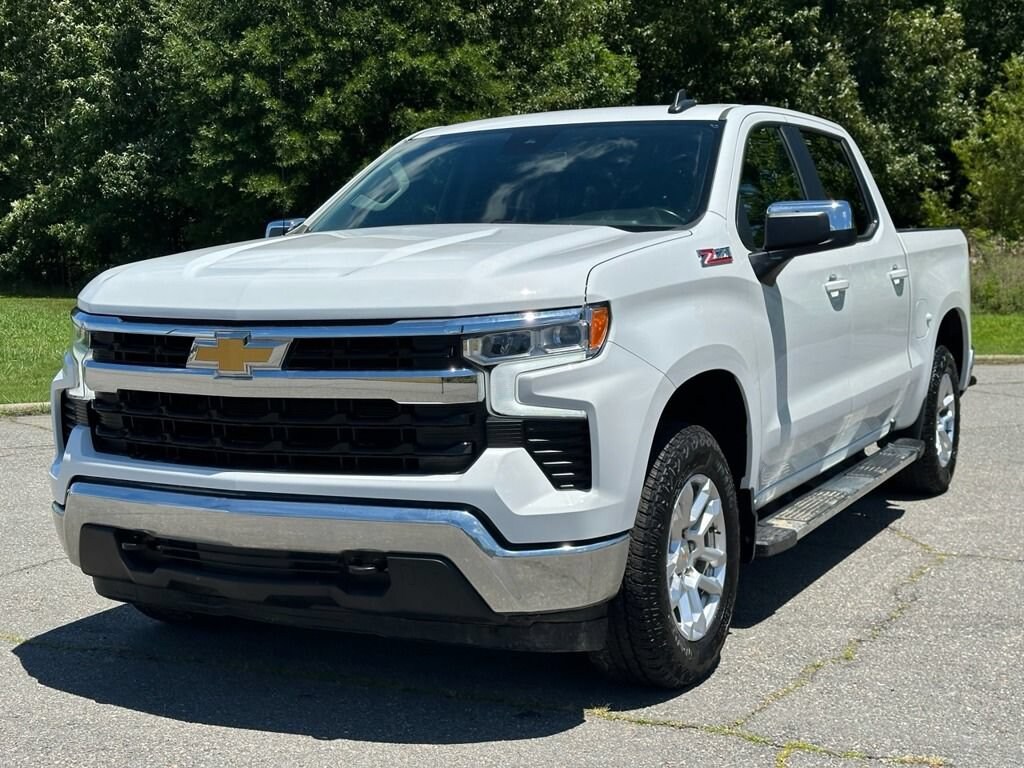 Used 2025 Chevrolet Silverado 1500 LT Truck