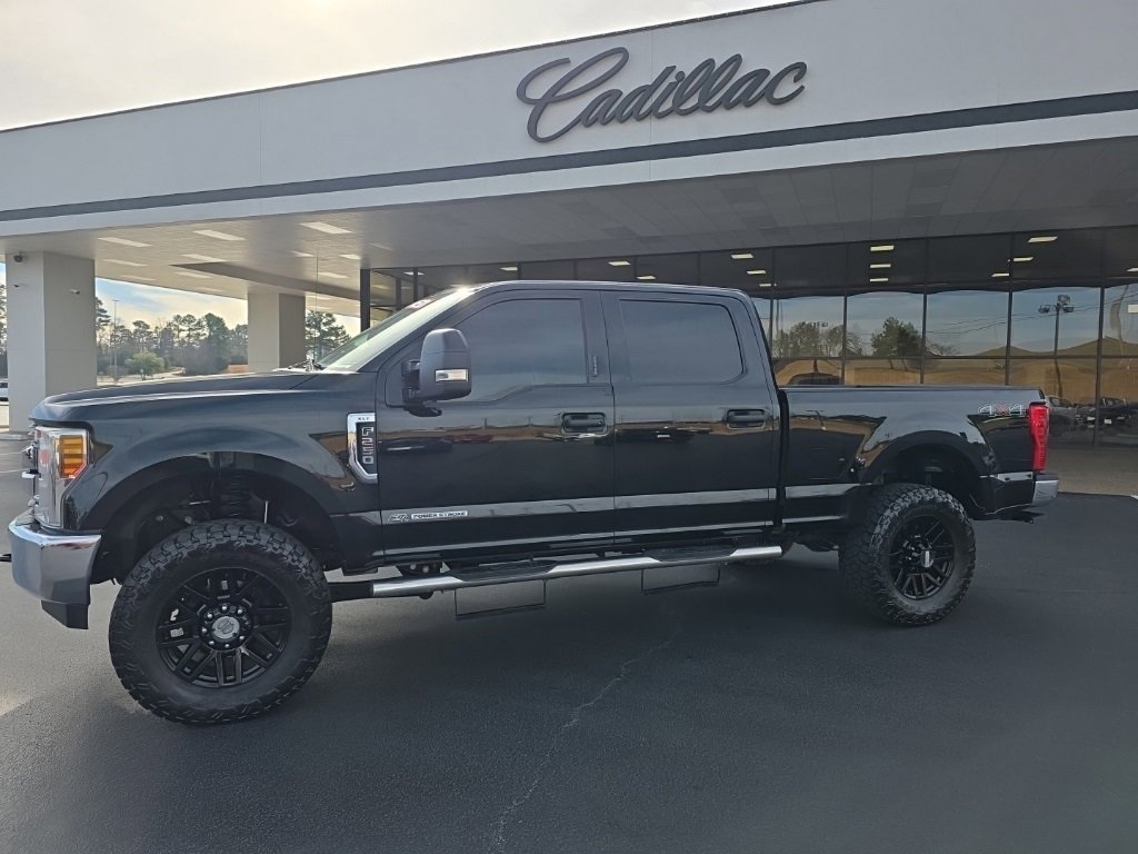 Used 2018 Ford F-250 Super Duty XL with VIN 1FT7W2BT0JEB21986 for sale in Little Rock